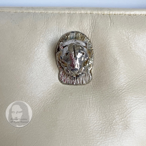 Vintage Ruth Saltz Shoulder Bag Retro 80s Eggshell Leather with Cougar Head - Picture 2 of 9
